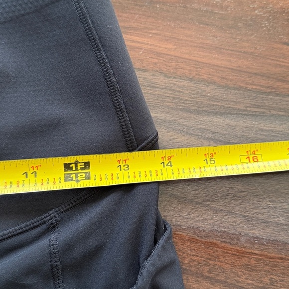 Fanka Body Sculpt Capri Leggings with pockets - Picture 9 of 9